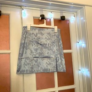 Brand new ROMWE Satin Skirt